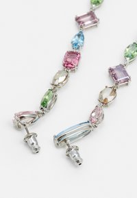 Swarovski GEMA PIERCED EARRINGS LONG SHINY  - Earrings - multi-colored