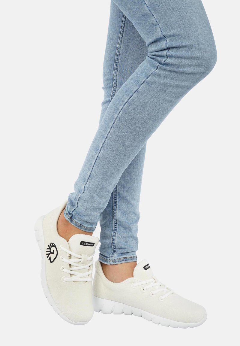 Giesswein MERINO RUNNERS - Baskets basses - off-white