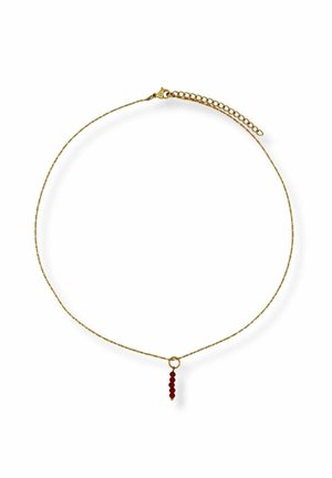 Dünne Goldkette mit Anhänger aus kleinen roten Perlen und verstellbarem Verschluss vor weißem Hintergrund.