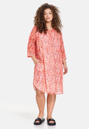 Day dress - strawberry red gemustert