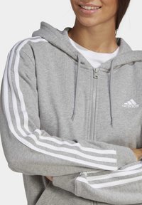 adidas Sportswear W 3S FT FZ R HD - Φούτερ με φερμουάρ - medium grey heather/white