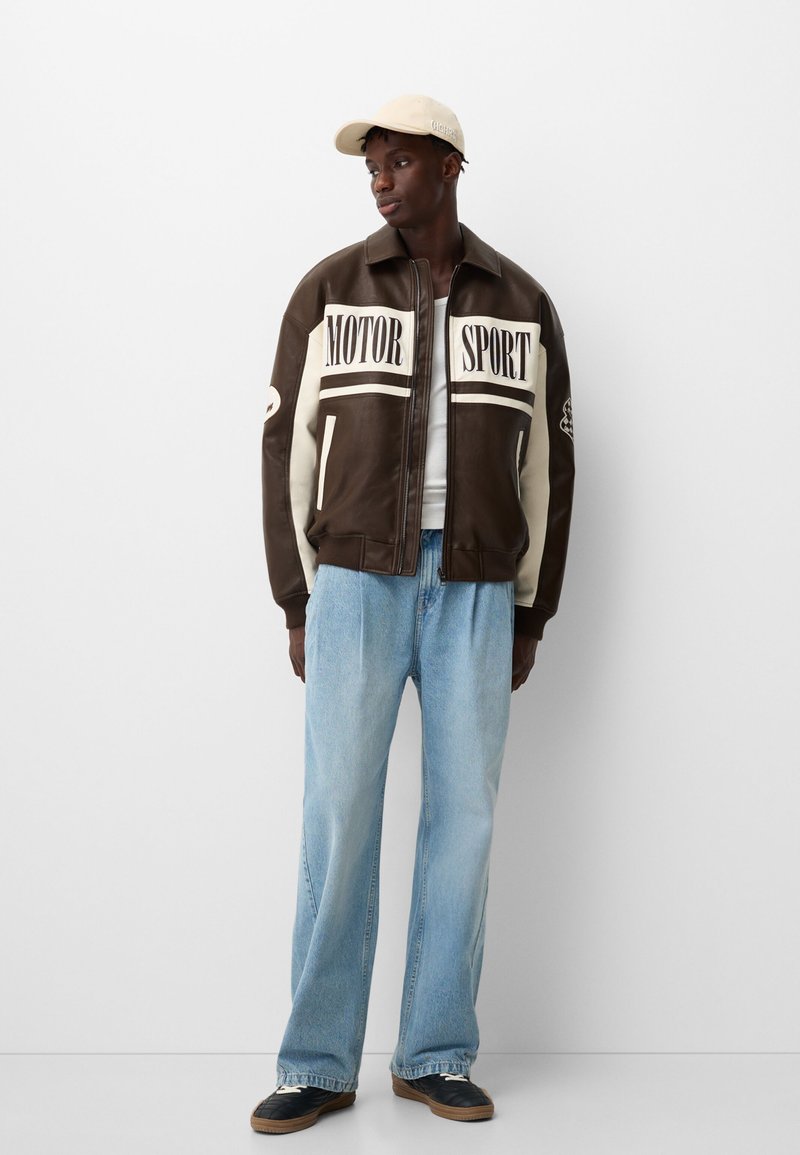 Bershka Imitatieleren jas donkerbruin