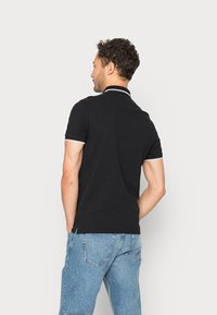 Pier One SLIM - Polo - black