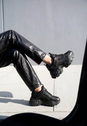 Buffalo, Sneaker low - black