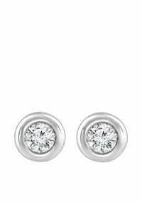 Srebrne kolczyki na sztyfcie o okrągłym kształcie z przezroczystymi, okrągłymi kamieniami szlachetnymi na środku, tworzącymi gładkie, wypolerowane wykończenie.