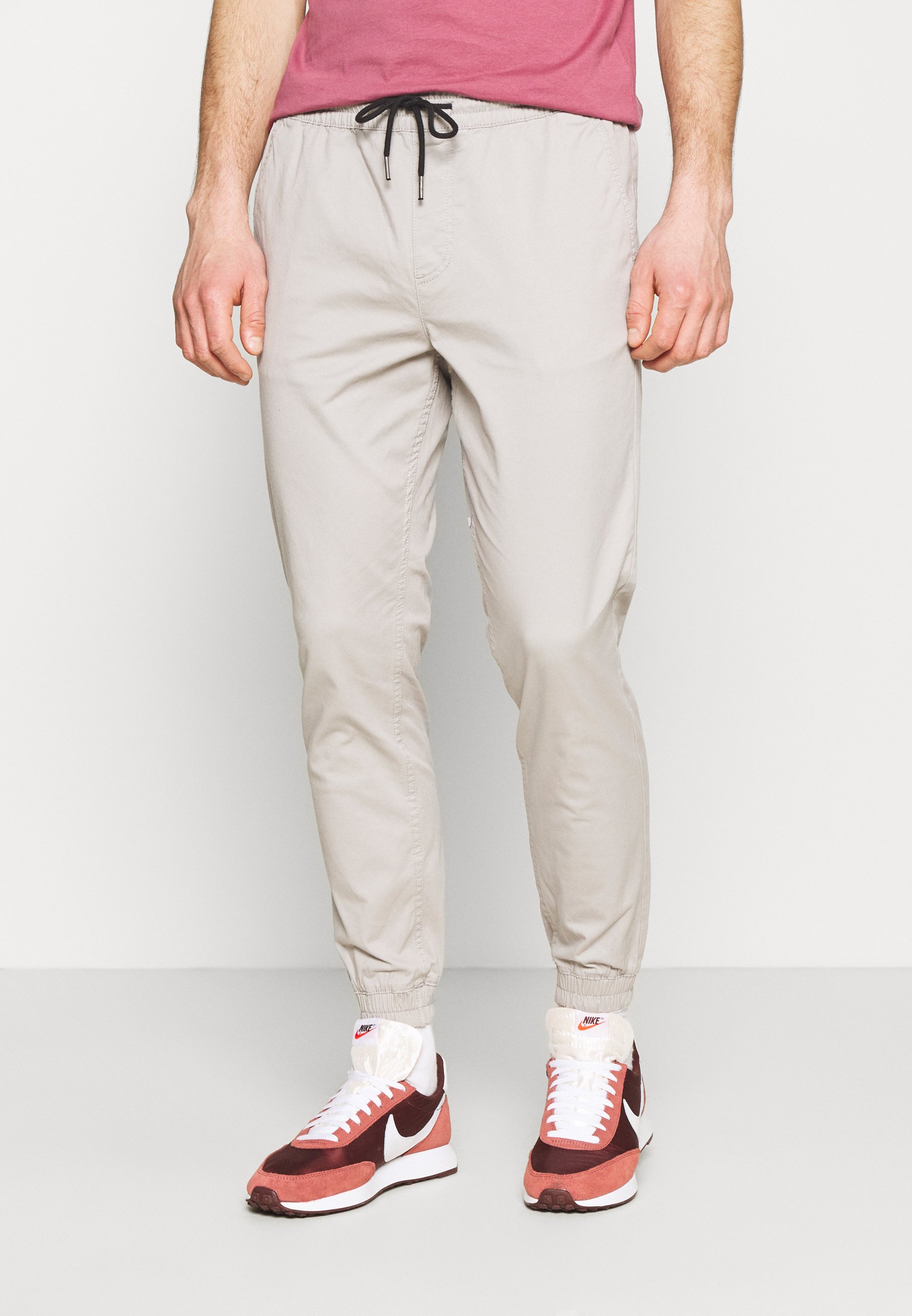 Jack \u0026 Jones JJIGORDON JJLANE - Pantalones - drizzle/marrón topo -  Zalando.es