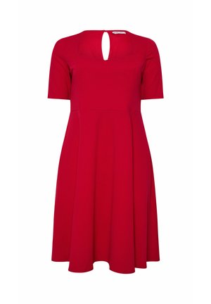 Rød kjole lavet af glat stof, med kortærmet design, firkantet udskæring og en nøglehulldetalje på ryggen. A-line silhuet.