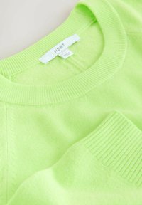 Unselected, fluro green
