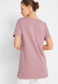 bonprix LONG MIT V-AUSSCHNITT UND KURZARM 2ER PACK BEQUEMES - T-shirt basic - schwarz