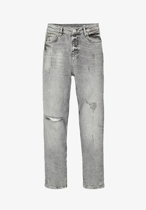 Graue Denim-Jeans mit hoher Taille, geradem Bein und distressed Details, einschließlich eines gerissenen Knies und subtilen Ausbleichungen.