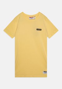 Επιλέχθηκε, summer yellow