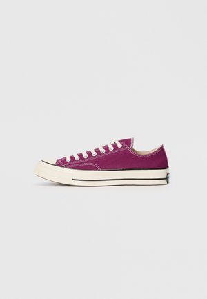 Converse, Baskets basses - purple