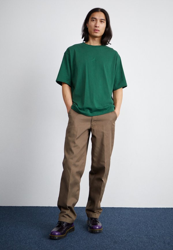 OVERSIZED CREW - Basic T-shirt - fir3
