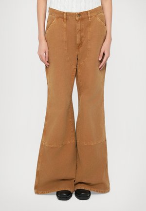 WOVEN FLARE PANTS - Pantaloni - dark beech