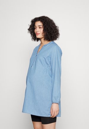 MAMALICIOUS MLCHASE LIA L/S WO TUNIC 2F - Spijkerjurk - light blue
