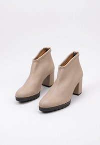 Sandra Fontán VIANLIS - Korte laarzen - grey