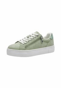 Sneaker verde con una toma superiore testurizzata, lacci bianchi e una zip laterale. Presenta una suola in gomma bianca e un accento a motivi sul tallone.