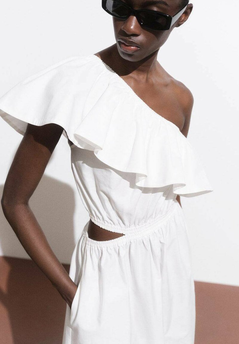 Mango ASYMMETRICAL WITH CUT-OUT - Occasion wear - white - Zalando.ie Mango ASYMMETRICAL WITH CUT-OUT - Occasion wear - white - Zalando.ie