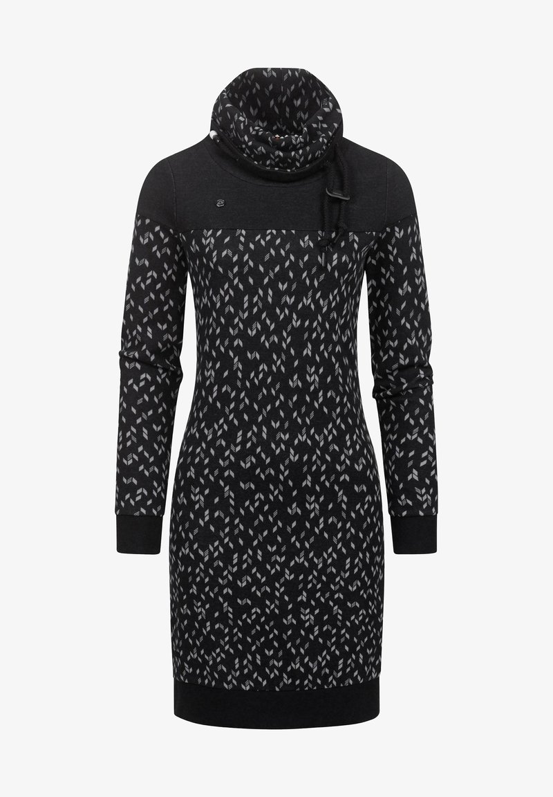 Rochie neagră cu guler tip cowl, decorată cu forme asemănătoare săgeților în alb și gri. Are mâneci lungi și manșete și tiv solid negre.