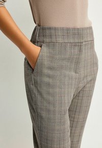 Next Bukser - brown check