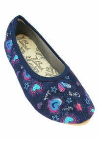 Blauwe canvas balletschoenen met een hart- en sterrenpatroon, met een ronde neus en een elastische instapontwerp voor comfort.