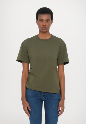 CLOSED DRAPED - Pamata T-krekls - forest green