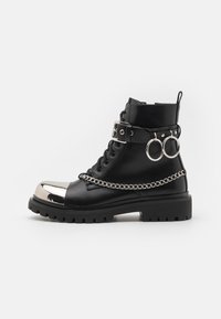 NOBLE ELITE MEN'S HARDWARE - Kauboi/mootorratturi poolsaapad - black