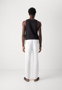 Ecoalf PANTS MAN - Hlače - off white