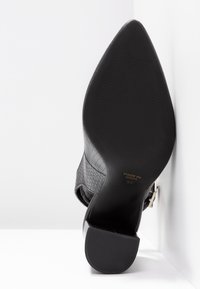 Zign Escarpins à talons hauts - black