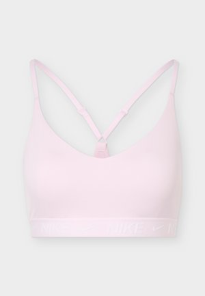 Brassière de sport rose clair avec fines bretelles réglables formant un Y dans le dos et une bande élastique marquée en bas.
