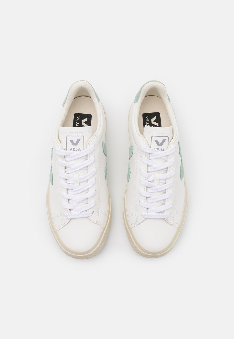 Baskets VEJA Campo - Homme - Pointure 45 EU - Vert - Daim - Neuf Avec Boîte (2025)