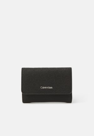 MUST SMALL TRIFOLD  - Geldbörse - classic black