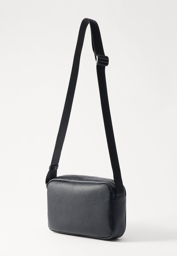 OKINAWA UNISEX - Cross body bag4