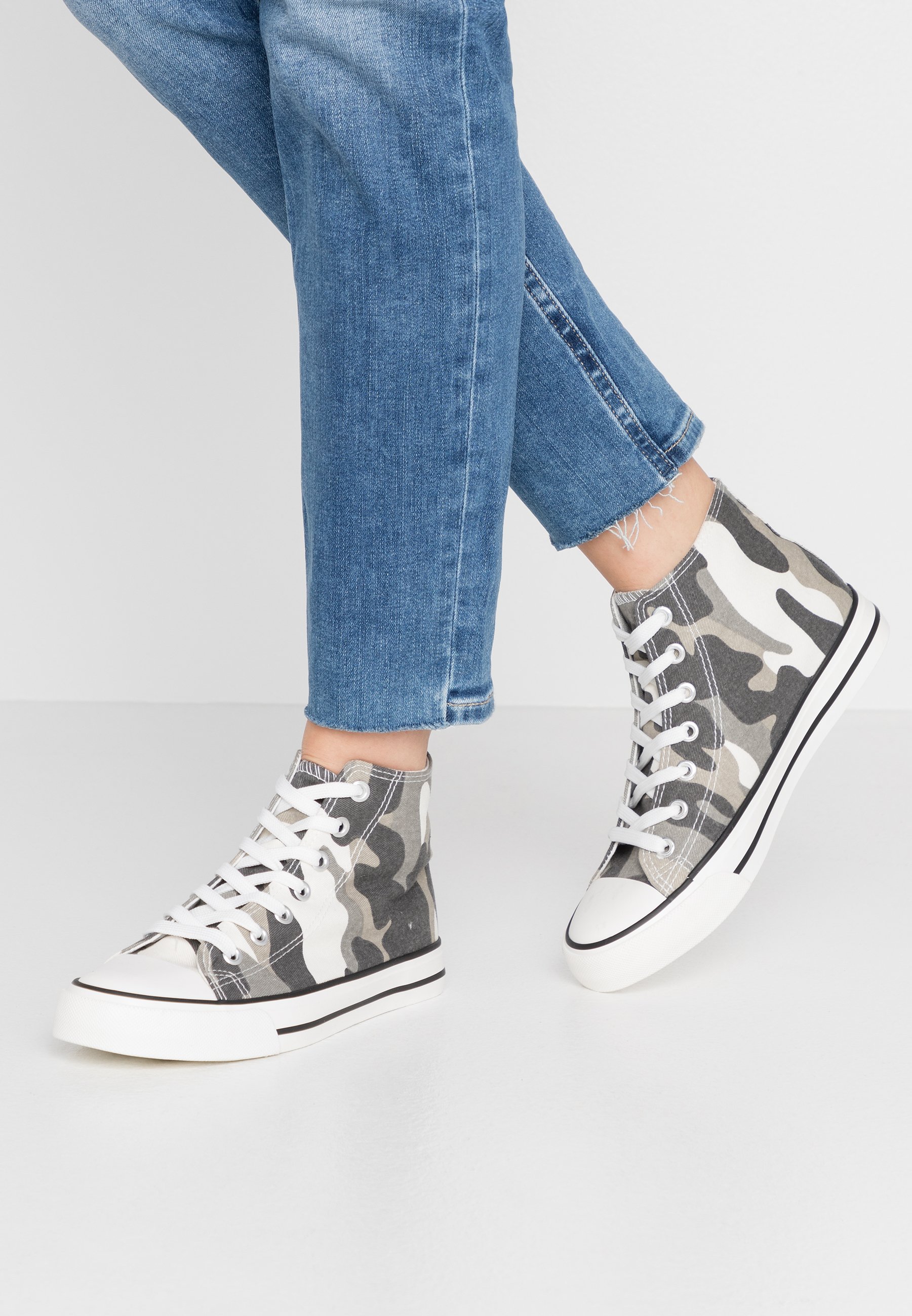 Dorothy Perkins ICONIC TOP TRAINER Høye joggesko green Dorothy Perkins ICONIC TOP TRAINER Høye joggesko