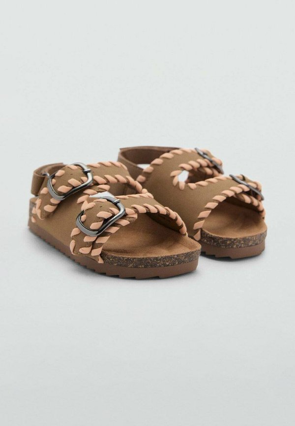 STRAP WITH BUCKLE - Sandals3