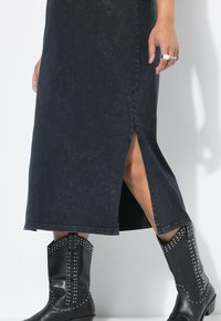 Studio Untold Jerseykleid - mottled anthracite