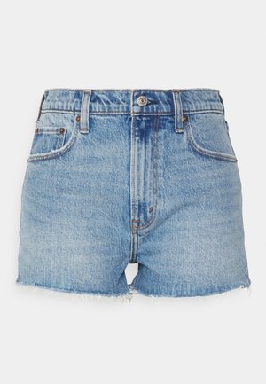 Abercrombie & Fitch CURVE LOVE - Τζιν σορτς - light medium indigo