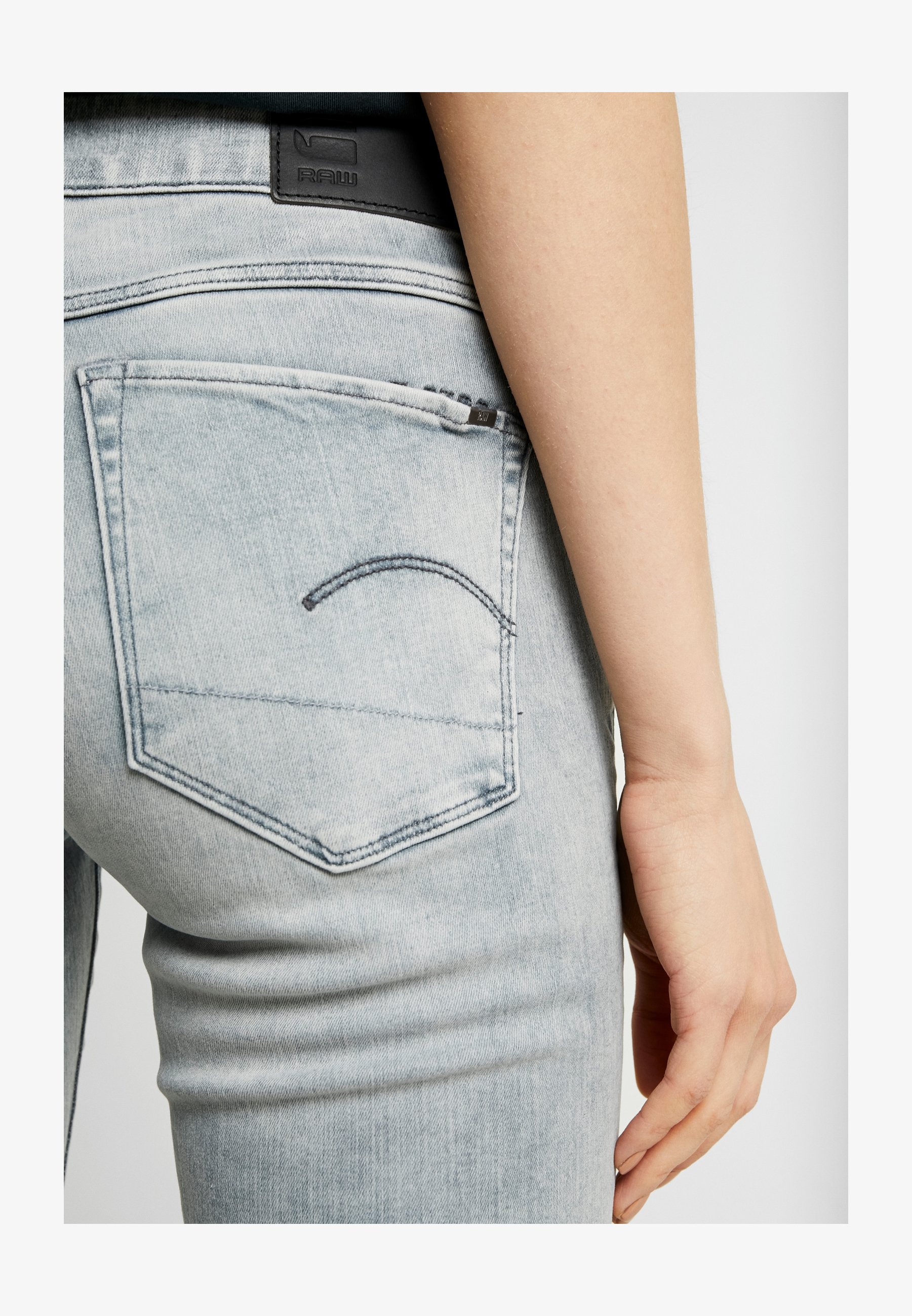 G-Star 3301 Mid Skinny Ankle Jeans Donna - Denim Essenziale A Vita Media Con Orlo Sfilacciato