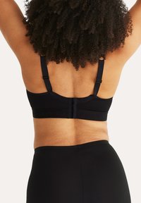 Abecita by Swegmark KIMBERLY - Sport-BH med mycket stöd - svart