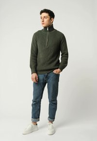 MELA TROYER UDAI - Trui - grün melange