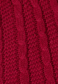 Non selezionato, Red