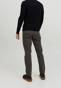 Jack & Jones Stickad tröja - black