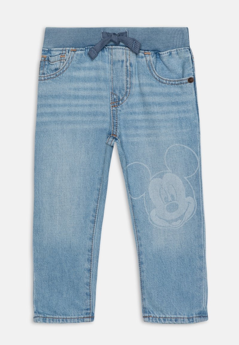 Hellblaue Jeans mit einem elastischen, dunkelblauen Bund. Mit einem dezenten Mickey-Maus-Graphic auf der Vorderseite und klassischen Taschen.