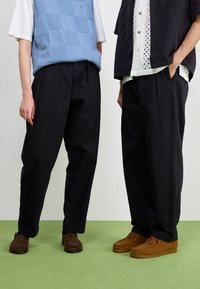 Service Works DRILL PART TIMER UNISEX - Παντελόνι - black