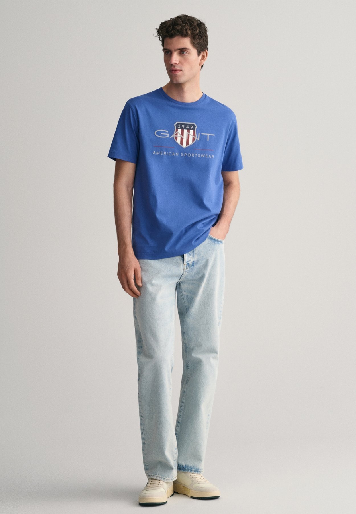 REGULAR FIT ARCHIVE