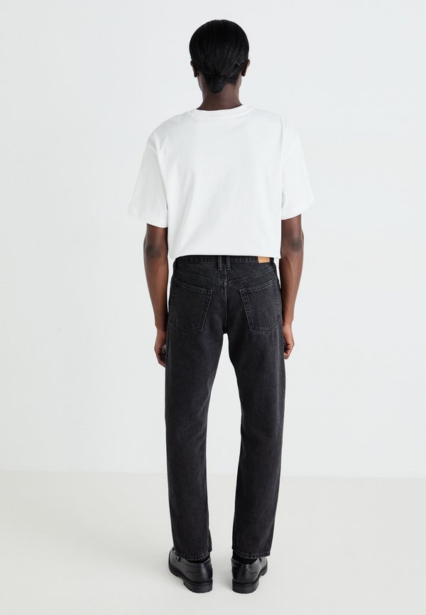 BARREL TAPERED - Loose Jeans3