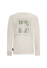 Beige lange mouwen t-shirt met een groene grafische print met de woorden "FOUND SUMMER" omrand in een vierkant ontwerp. Katoenen materiaal; ronde hals.