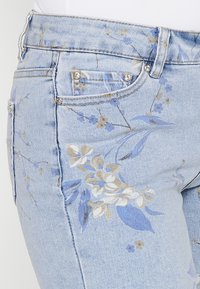 Koroshi Short en jean - azul cl   light blue