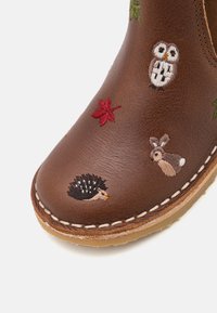 Petit Nord Copenhagen BOOT WOODLAND UNISEX - Kotníkové boty - hazelnut
