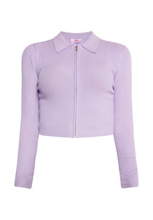 Lilla ribbet kort cardigan med en struktureret krave og fuld frontlynlås. Lange ærmer med tætsiddende manchetter. Blød tekstur.